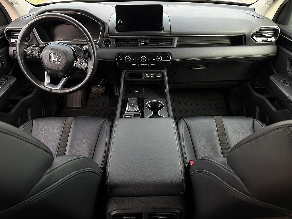 used 2023 Honda Pilot car, priced at $35,743