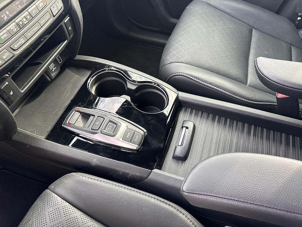 used 2020 Honda Passport car, priced at $28,487