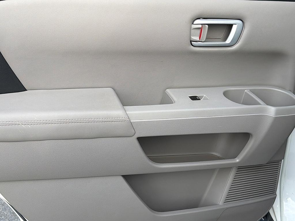 used 2015 Honda Pilot car, priced at $9,887