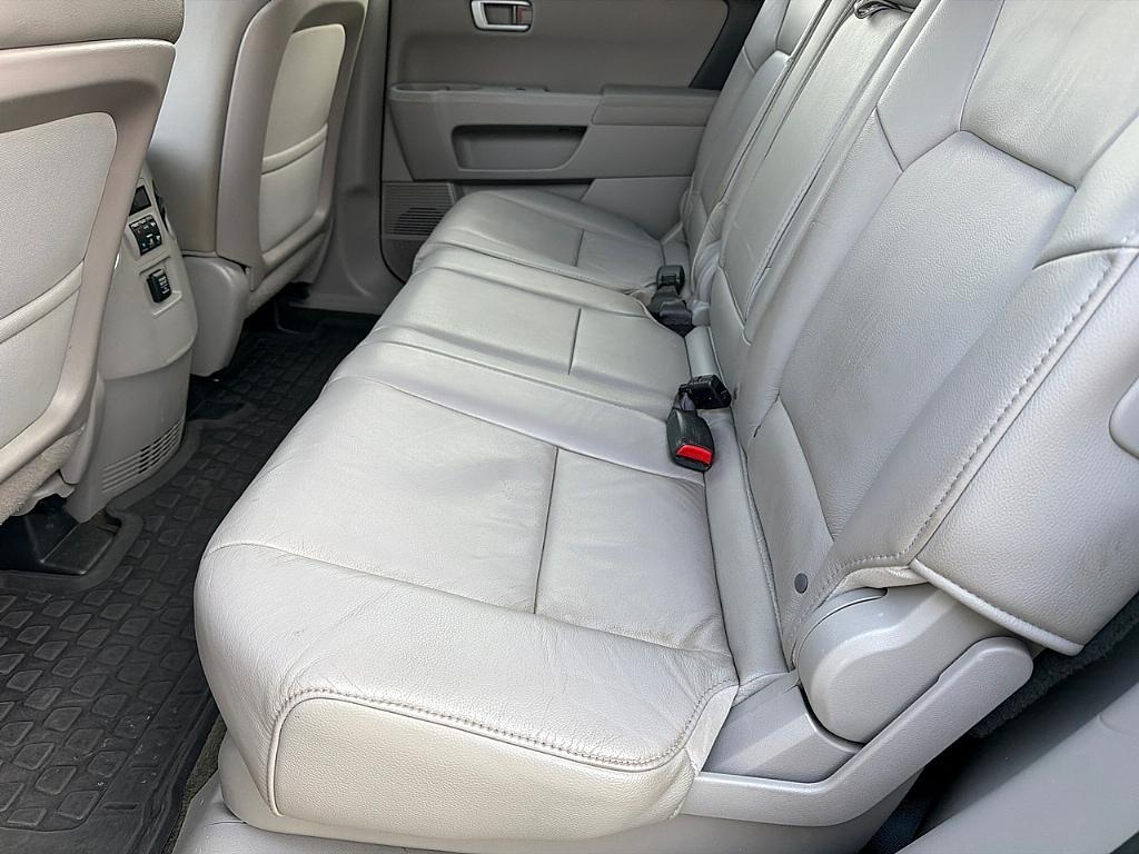 used 2015 Honda Pilot car, priced at $9,887