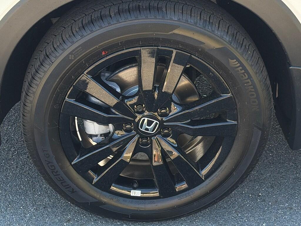 new 2026 Honda HR-V car, priced at $32,604