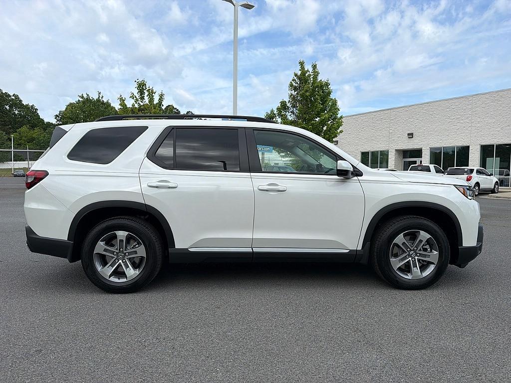 new 2026 Honda Pilot car, priced at $47,344