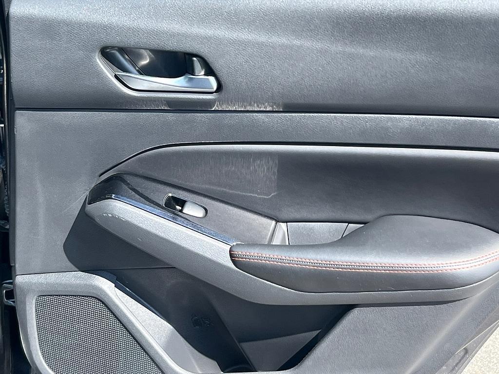 2023 Gun Metallic Nissan Altima