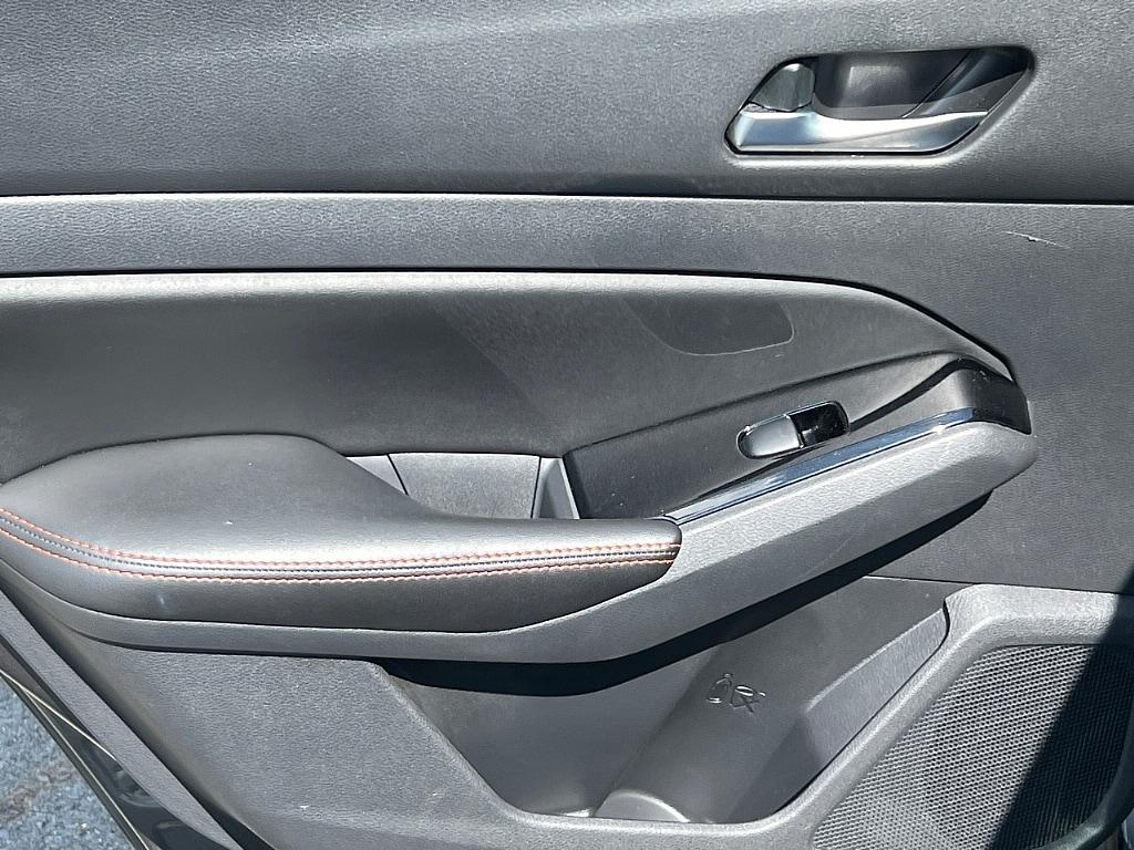 2023 Gun Metallic Nissan Altima