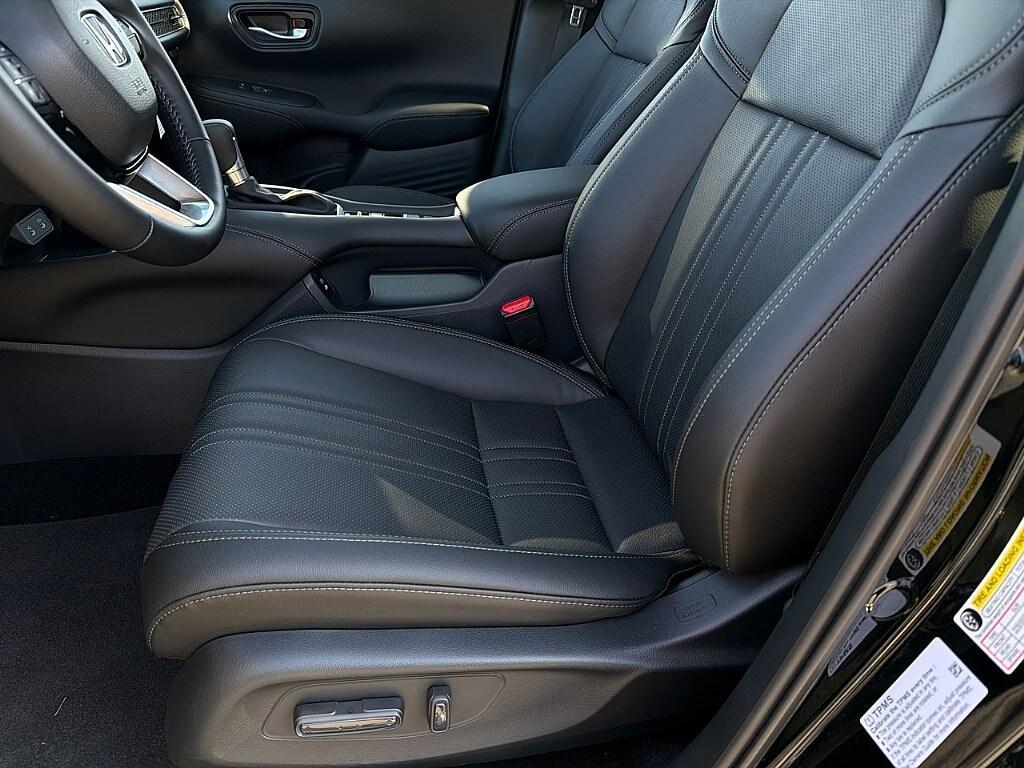 new 2026 Honda HR-V car, priced at $33,300