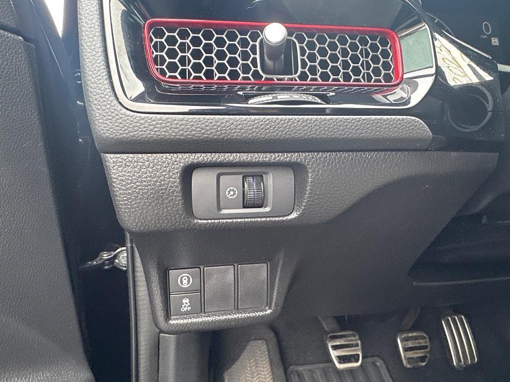 used 2023 Honda Civic Si car, priced at $27,987