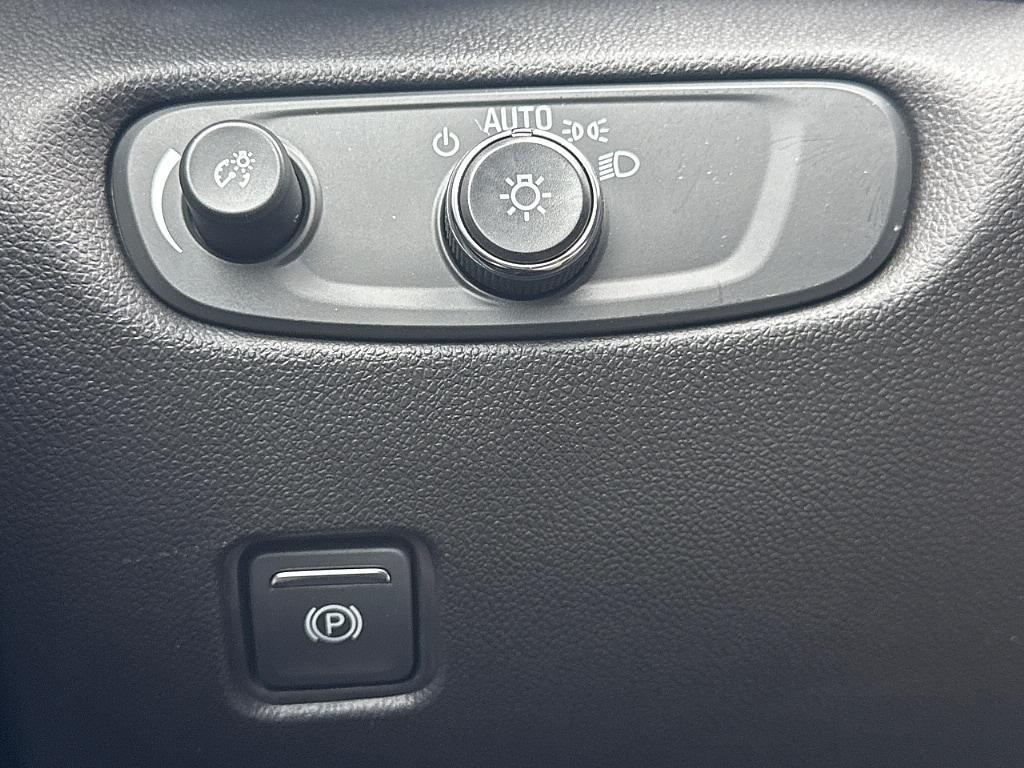 used 2023 Chevrolet Blazer car, priced at $27,387