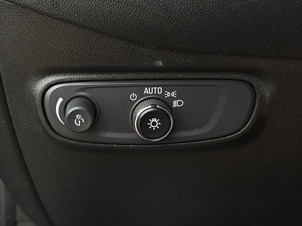 used 2020 Chevrolet Equinox car