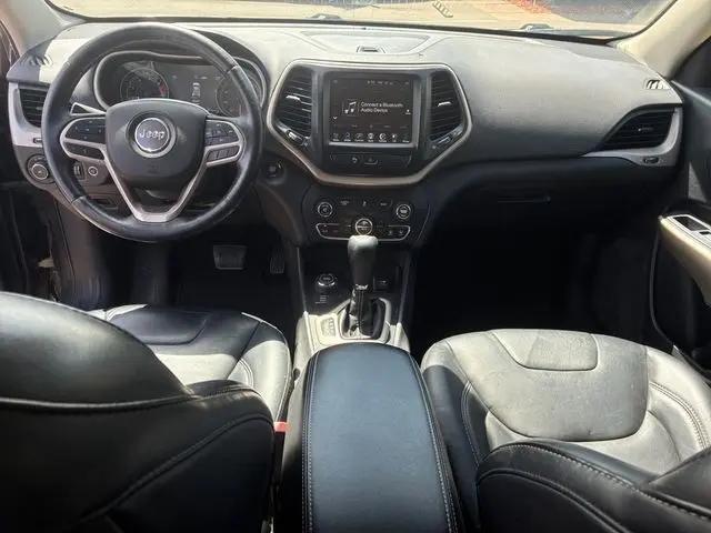 used 2018 Jeep Cherokee car, priced at $18,274