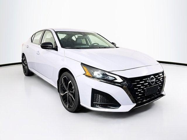 new 2025 Nissan Altima car, priced at $33,905