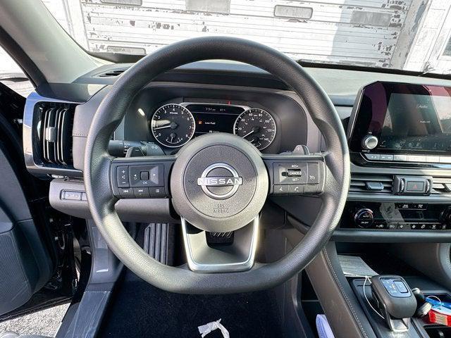 new 2025 Nissan Pathfinder car, priced at $35,475