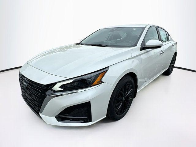 new 2025 Nissan Altima car, priced at $31,200