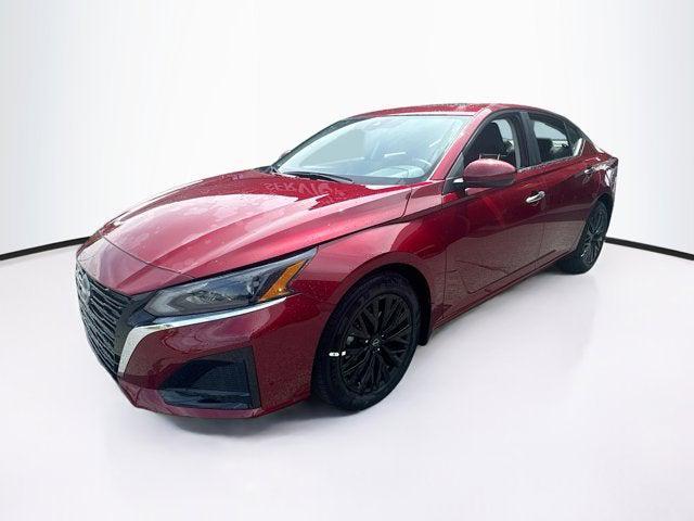 new 2025 Nissan Altima car, priced at $31,200