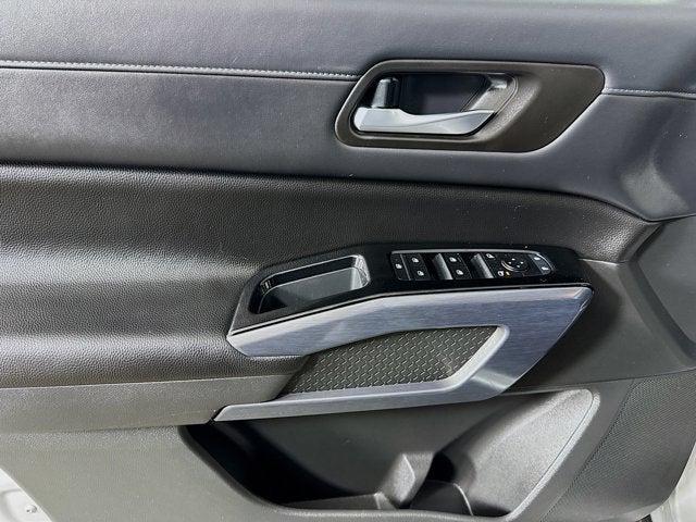 used 2023 Nissan Pathfinder car, priced at $31,398