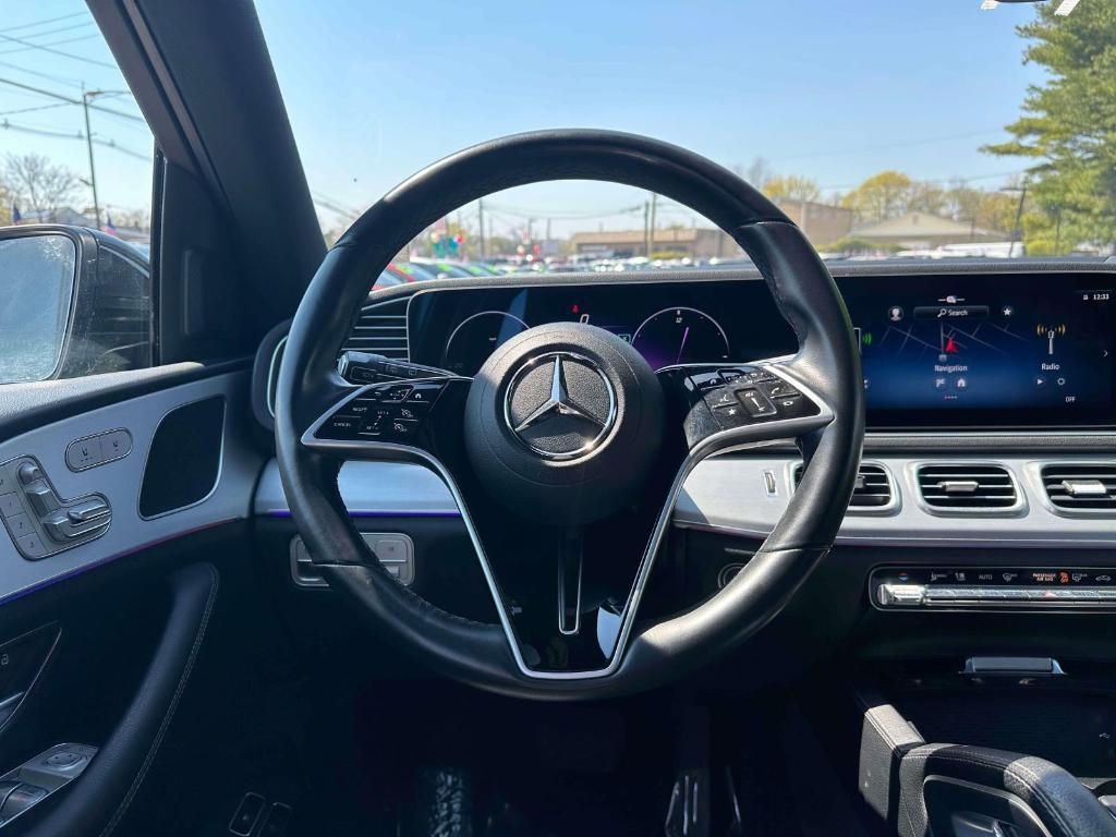 used 2024 Mercedes-Benz GLE 450 Plug-In Hybrid car, priced at $43,990