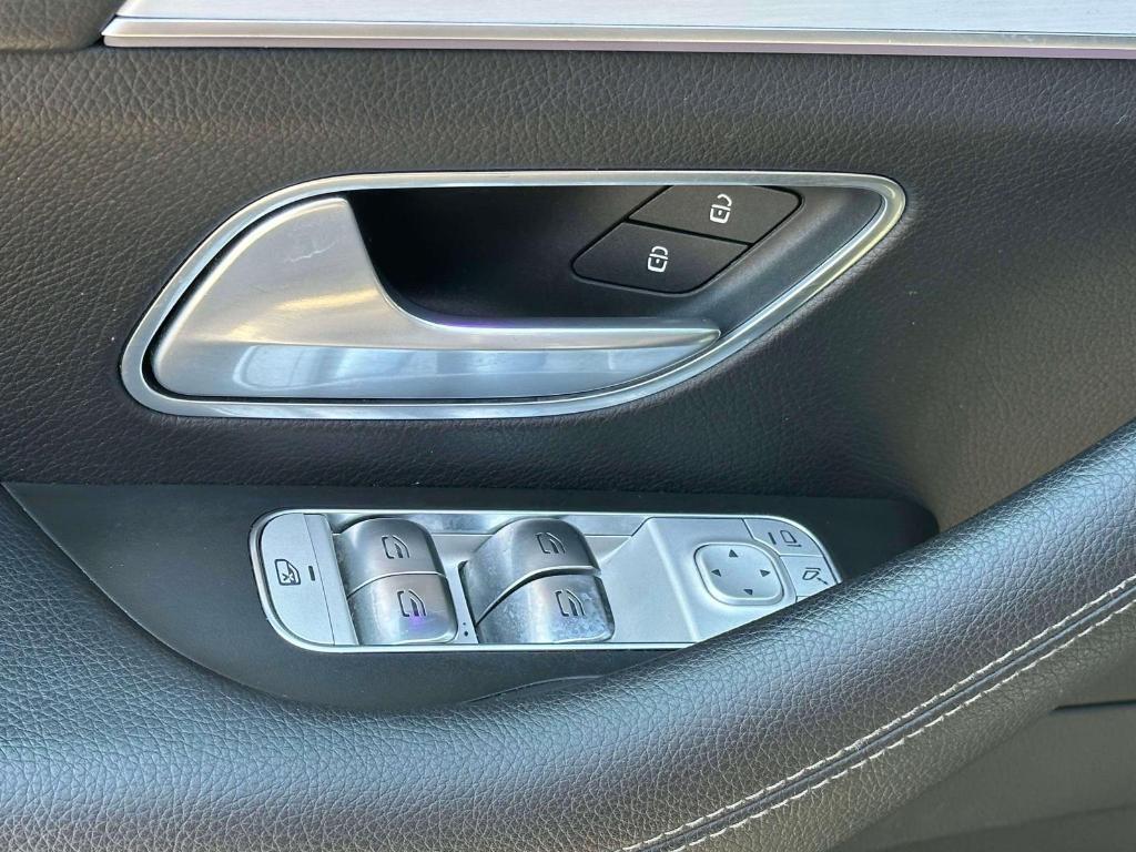 used 2024 Mercedes-Benz GLE 450 Plug-In Hybrid car, priced at $43,990