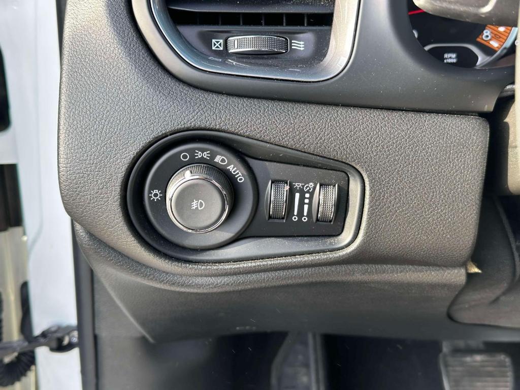 used 2022 Jeep Renegade car, priced at $17,899