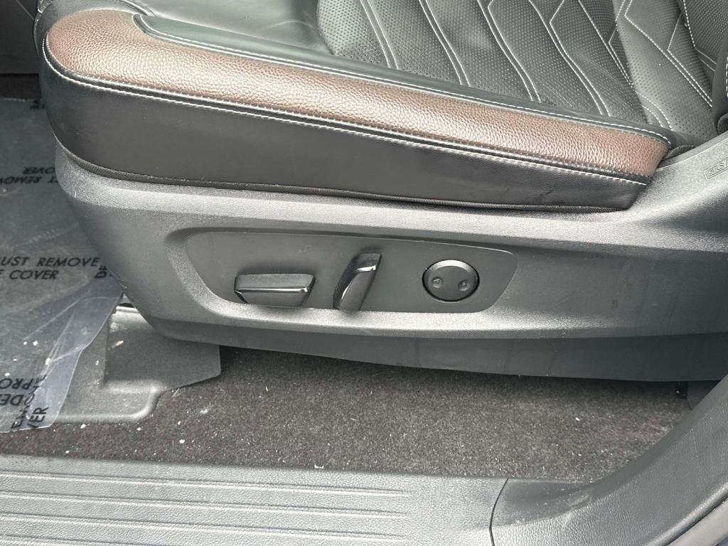 used 2024 Nissan Pathfinder car, priced at $35,991