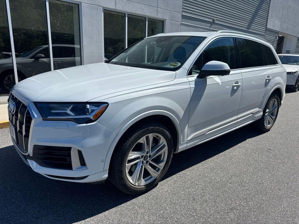 used 2022 Audi Q7 car, priced at $34,392