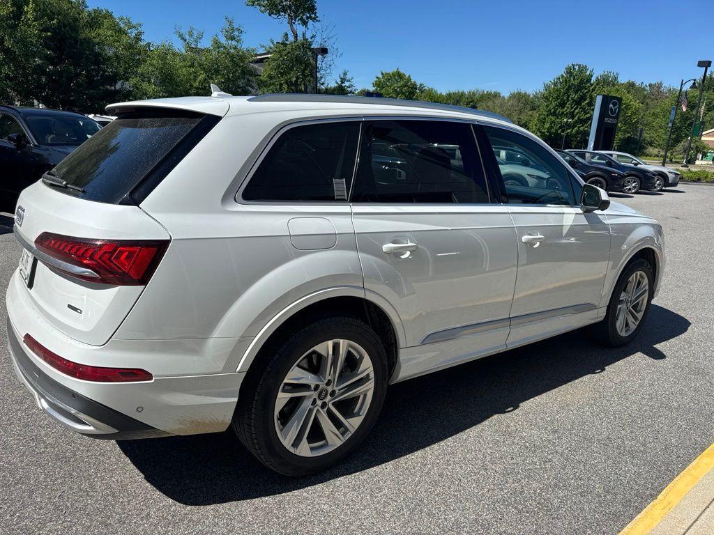 used 2022 Audi Q7 car, priced at $34,392
