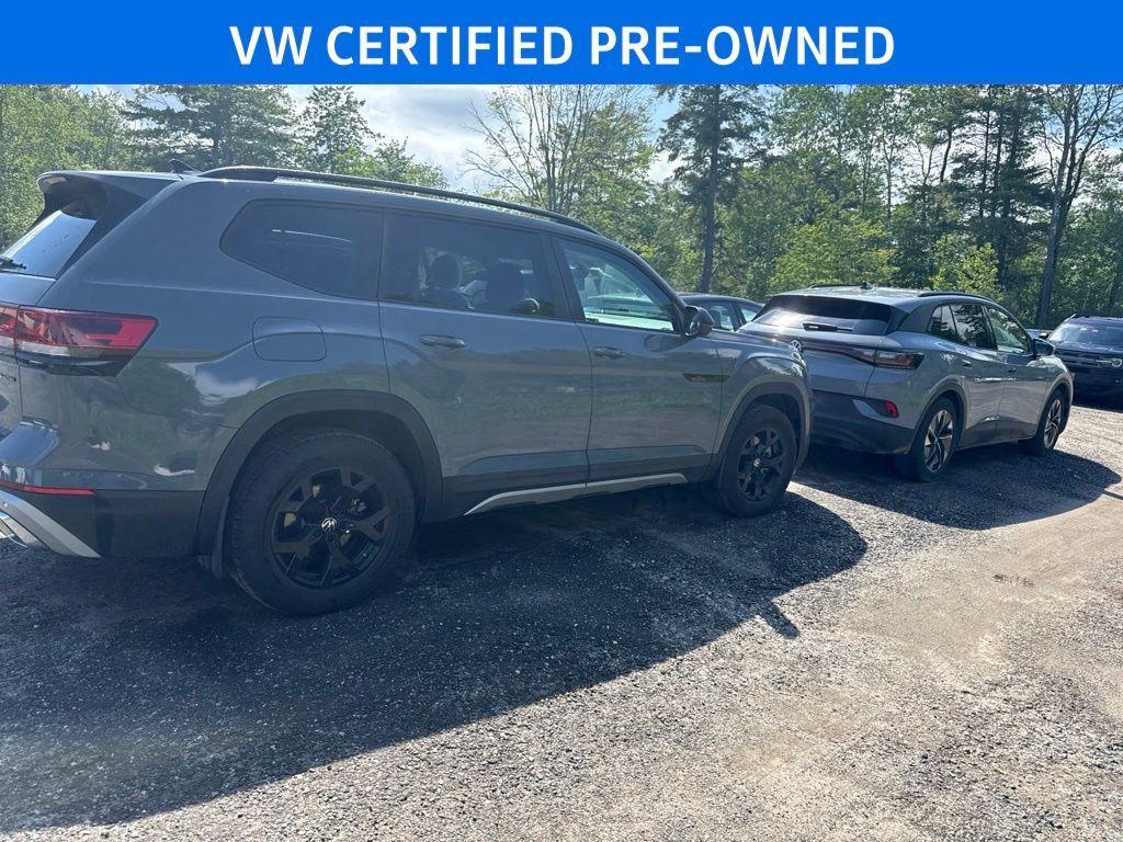 used 2025 Volkswagen Atlas car, priced at $41,119