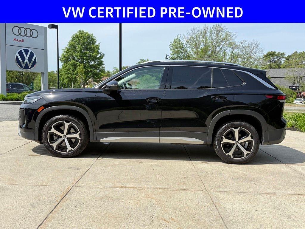 used 2025 Volkswagen Tiguan car, priced at $31,498