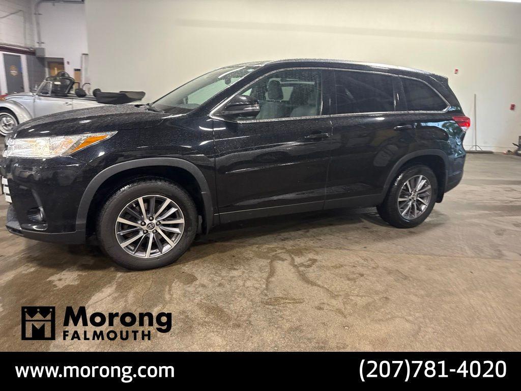 used 2019 Toyota Highlander car, priced at $26,192