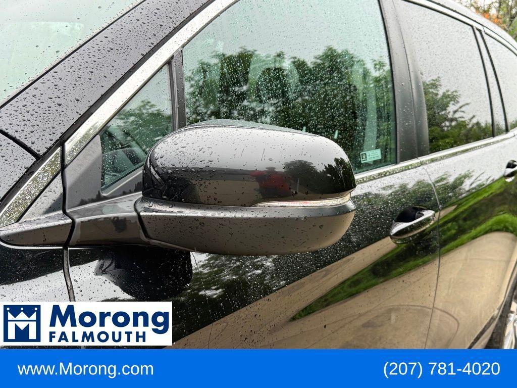 used 2021 Honda Pilot car, priced at $25,094