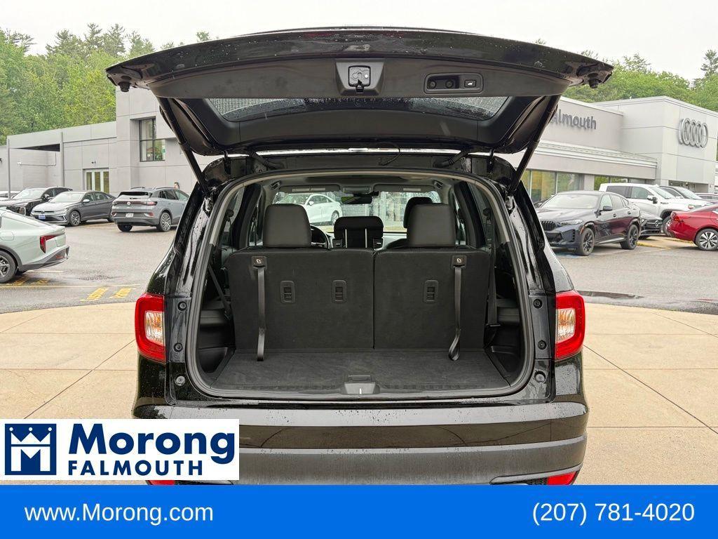used 2021 Honda Pilot car, priced at $25,094