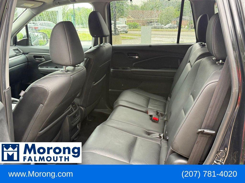 used 2021 Honda Pilot car, priced at $25,094