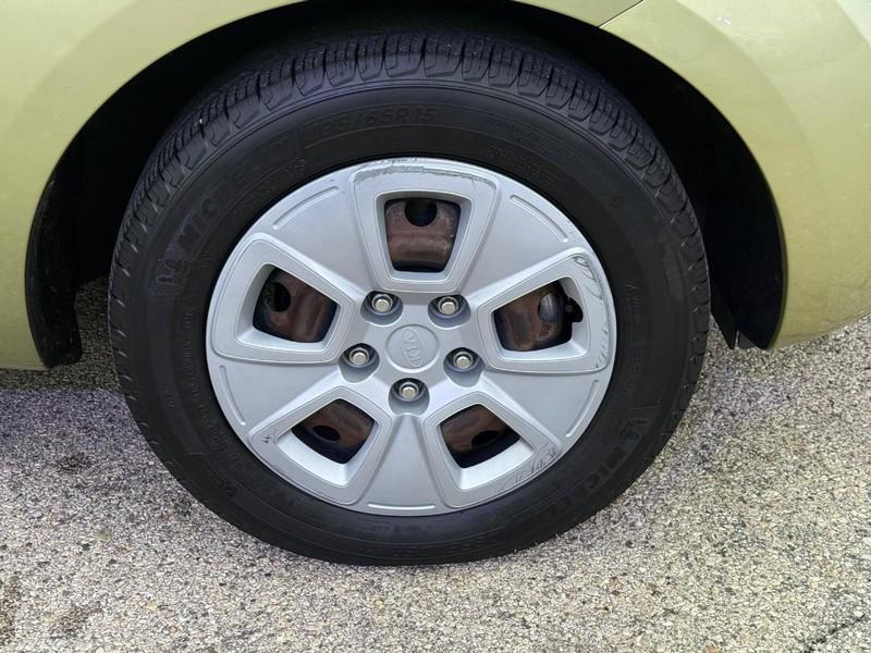 used 2013 Kia Soul car, priced at $6,000