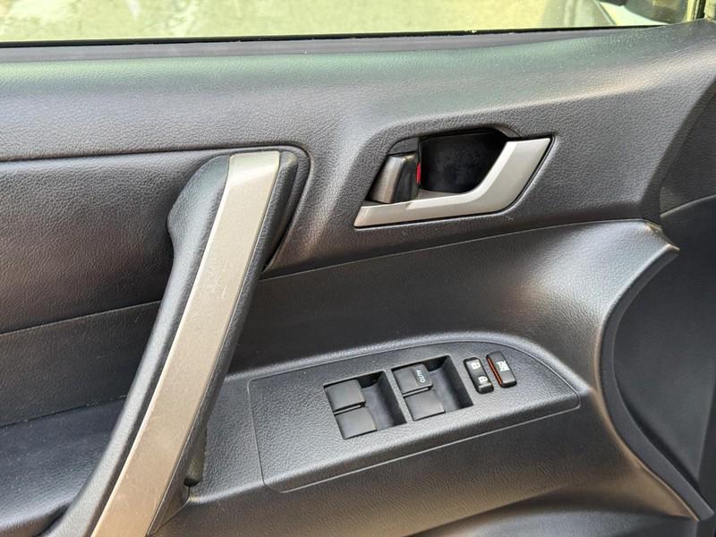 used 2013 Toyota Highlander car, priced at $10,998