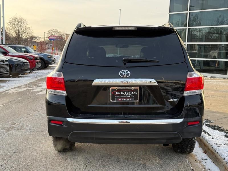 used 2013 Toyota Highlander car, priced at $10,998
