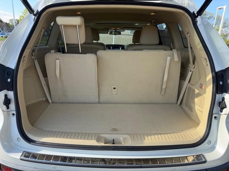 used 2014 Toyota Highlander car, priced at $20,942
