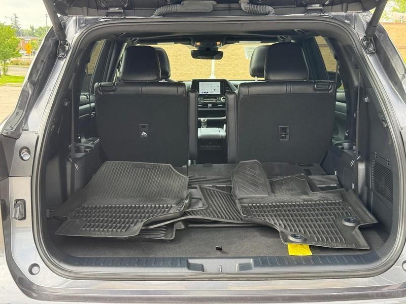 used 2024 Toyota Highlander car, priced at $43,178