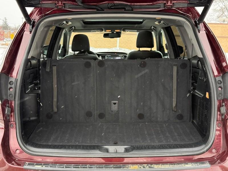 used 2015 Toyota Highlander car, priced at $16,480