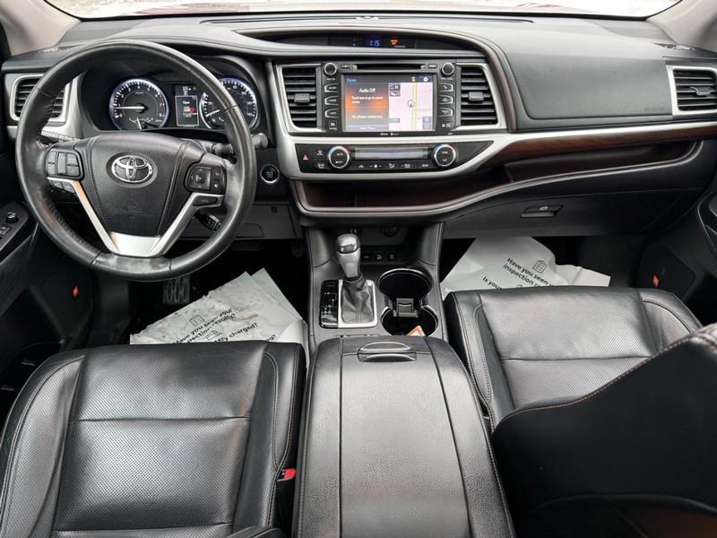 used 2015 Toyota Highlander car, priced at $16,480