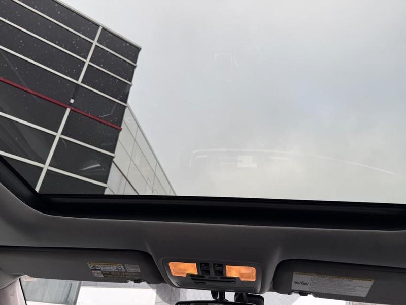 used 2015 Toyota Highlander car, priced at $16,480