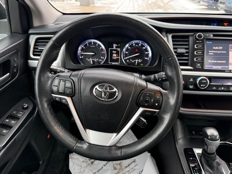 used 2015 Toyota Highlander car, priced at $16,480