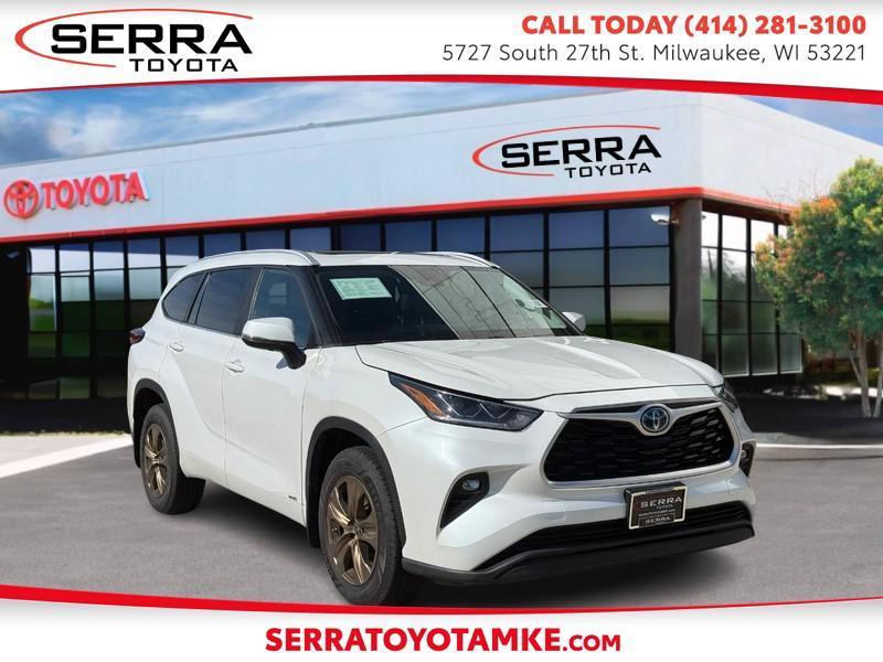 used 2023 Toyota Highlander Hybrid car, priced at $39,020