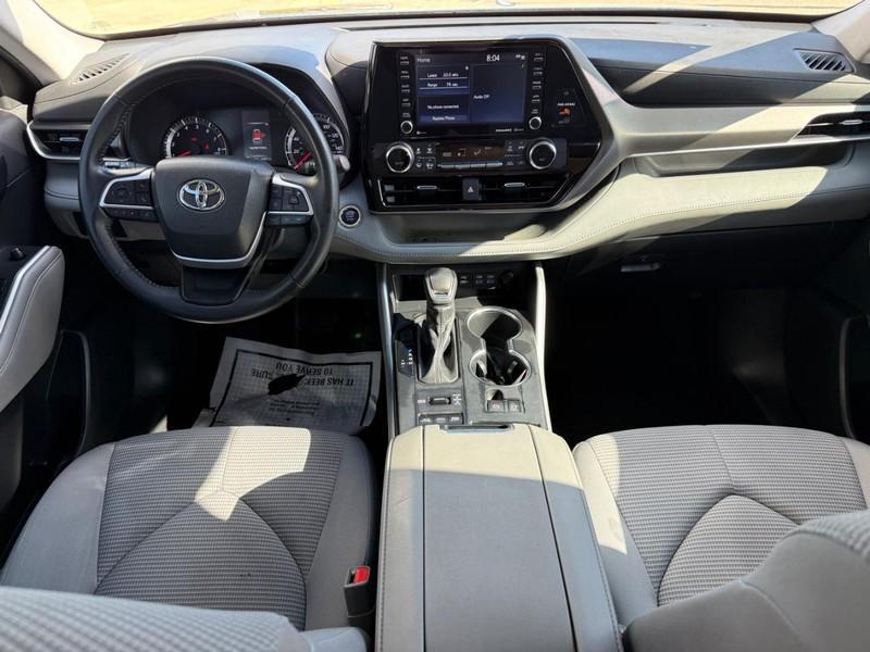 used 2022 Toyota Highlander car, priced at $29,521