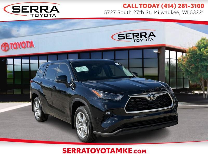 used 2022 Toyota Highlander car, priced at $29,521