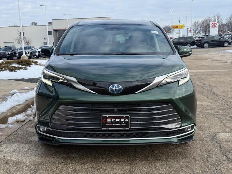 used 2022 Toyota Sienna car, priced at $45,994