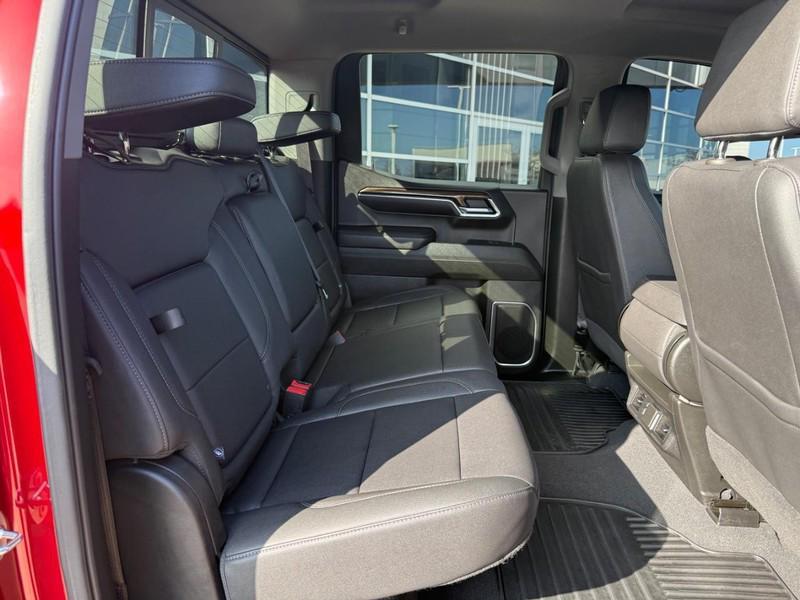 used 2024 Chevrolet Silverado 1500 car, priced at $39,990