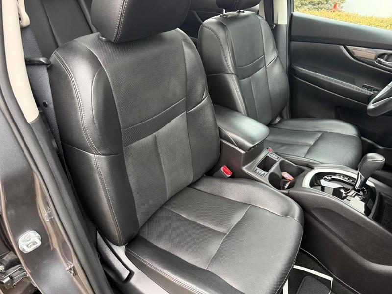 used 2016 Nissan Rogue car, priced at $10,250