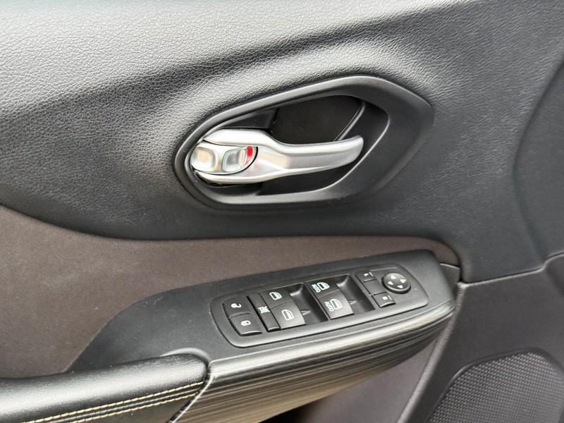 used 2016 Jeep Cherokee car, priced at $9,620