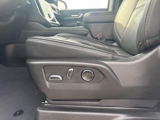 used 2025 GMC Yukon car, priced at $72,497