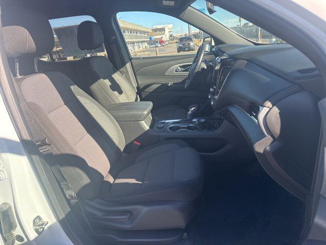 used 2022 Chevrolet Traverse car, priced at $25,990