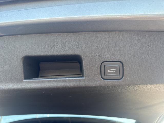 used 2025 GMC Acadia car, priced at $34,497