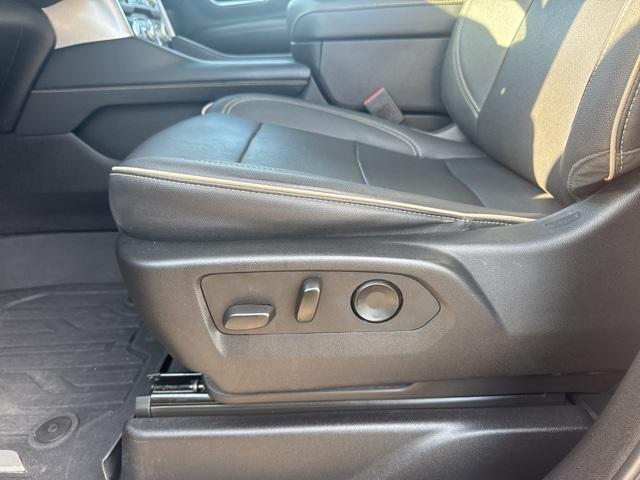 used 2023 GMC Yukon car, priced at $52,924